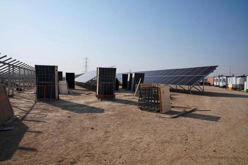 آغاز نصب پنل‌های خورشیدی در نیروگاه ۱۵.۲ مگاواتی شرکت پالایش گاز بیدبلند خلیج‌فارس